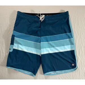 Billabong Recycler 73 Pro Lightweight Cargo Board Shorts. Blue Stripe, Men's 38.